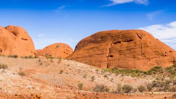 1 4 6 344x193 - Miliardy much nie mogą się mylić - Uluru