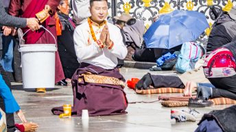 13 25 344x193 - Tybet - buddyjska strefa kontrolowana