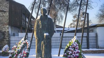 208 344x193 - Koleją transsyberyjską do domu