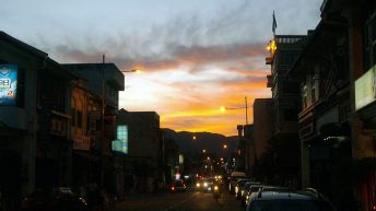 47 344x193 - AZJA - TAJLANDIA, LAOS, KAMBODŻA, MALEZJA, SINGAPUR, NEPAL