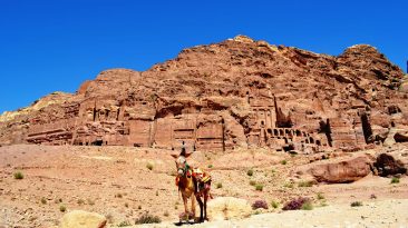 correctedDSC 0165 366x205 - JORDANIA